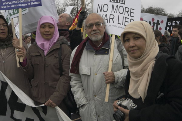 Picture © Peter Marshall, 2004