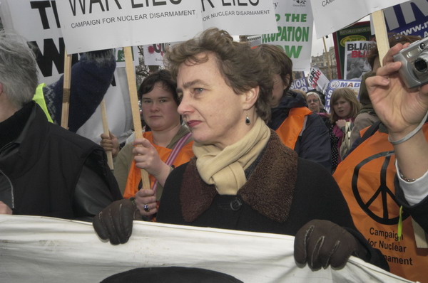 Picture © Peter Marshall, 2004