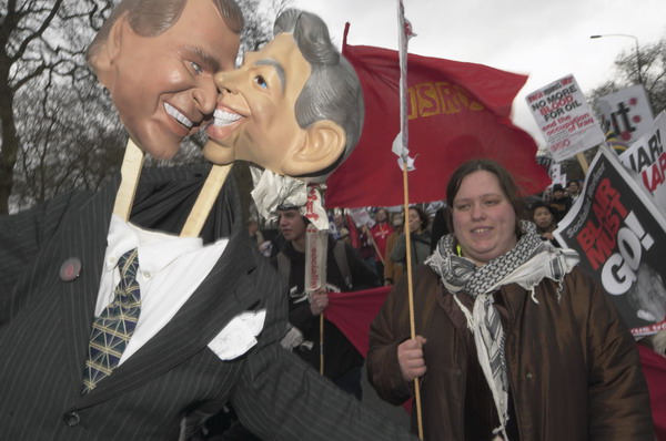 Picture © Peter Marshall, 2004