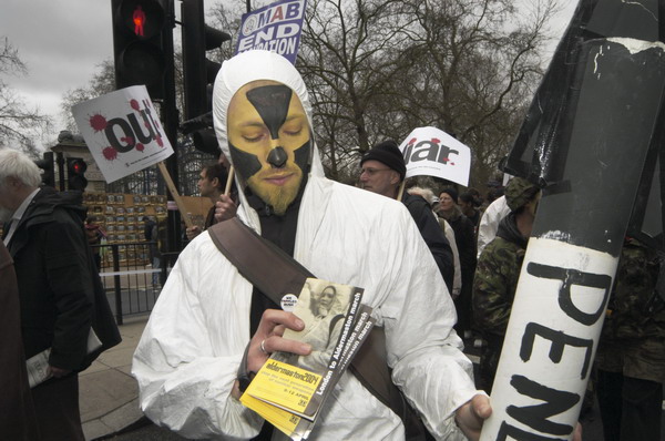 Picture © Peter Marshall, 2004