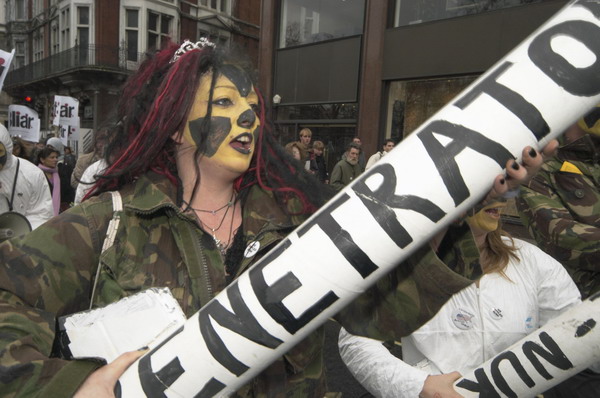 Picture © Peter Marshall, 2004