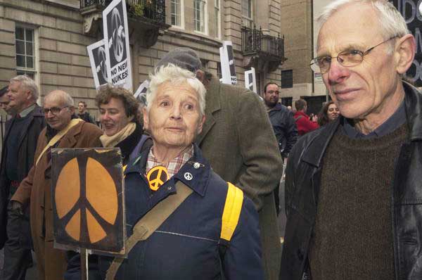 Picture &copy; Peter Marshall, 2004