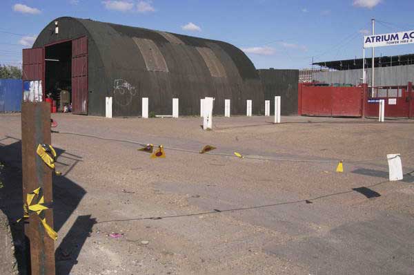 Picture &copy; Peter Marshall, 2004