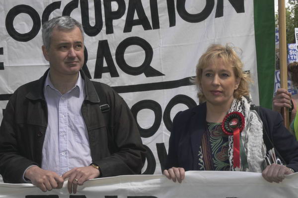 Picture &copy; Peter Marshall, 2004