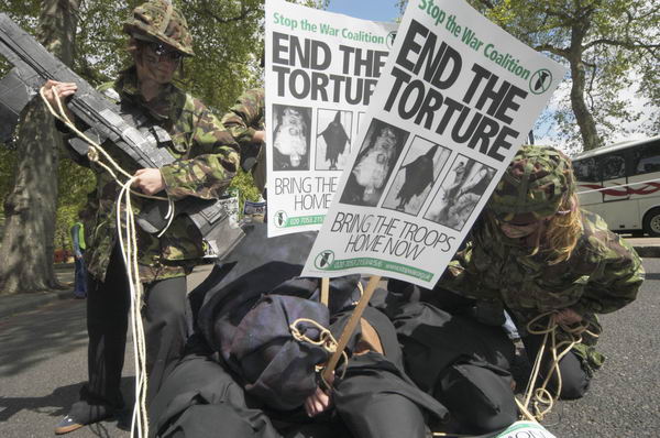 Picture &copy; Peter Marshall, 2004