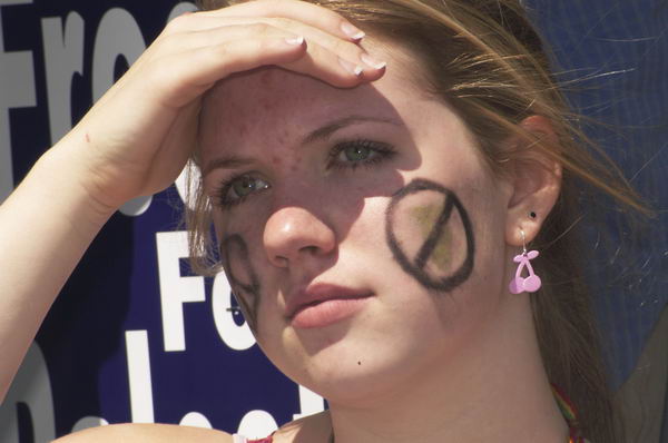 Picture &copy; Peter Marshall, 2004