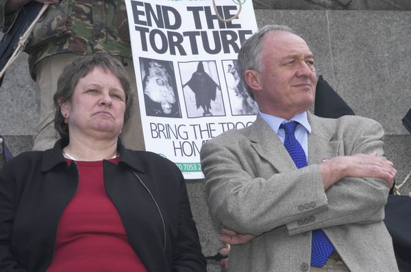 Picture &copy; Peter Marshall, 2004