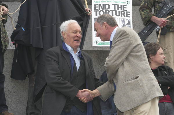 Picture &copy; Peter Marshall, 2004