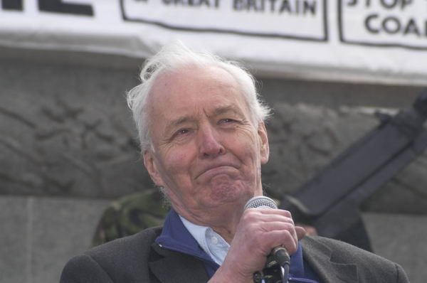 Picture &copy; Peter Marshall, 2004