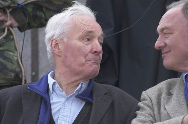 Picture &copy; Peter Marshall, 2004