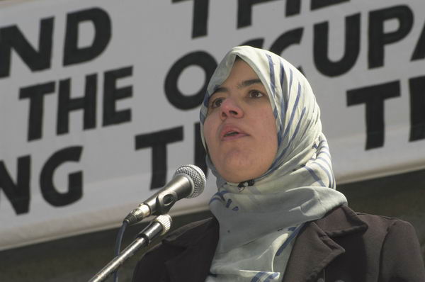 Picture &copy; Peter Marshall, 2004