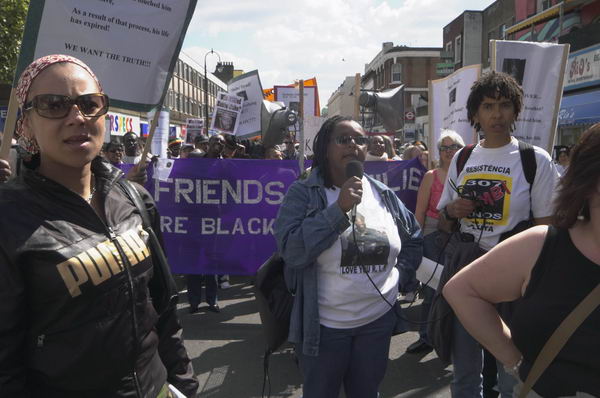 Picture &copy; Peter Marshall, 2004