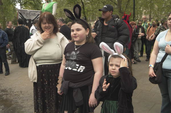 Picture &copy; Peter Marshall, 2004