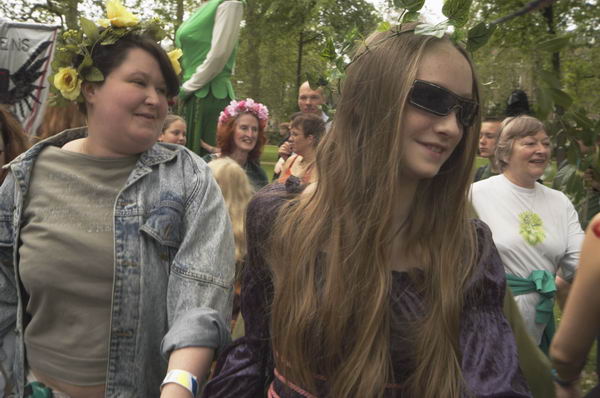 Picture &copy; Peter Marshall, 2004