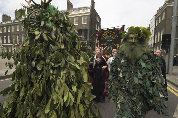 Picture &copy; Peter Marshall, 2004