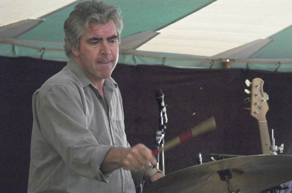 Picture &copy; Peter Marshall, 2004