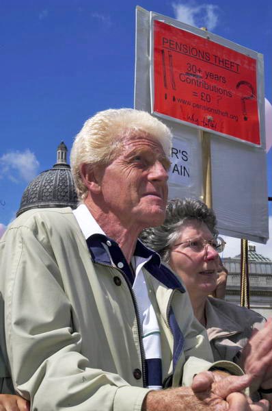 Wimbledon, Pensions & Hammersmith - 2004