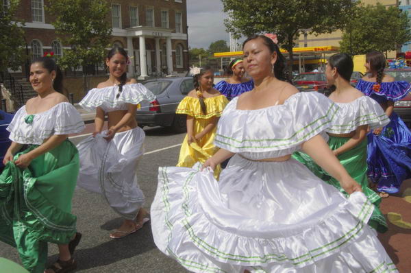 Picture © Peter Marshall, 2004