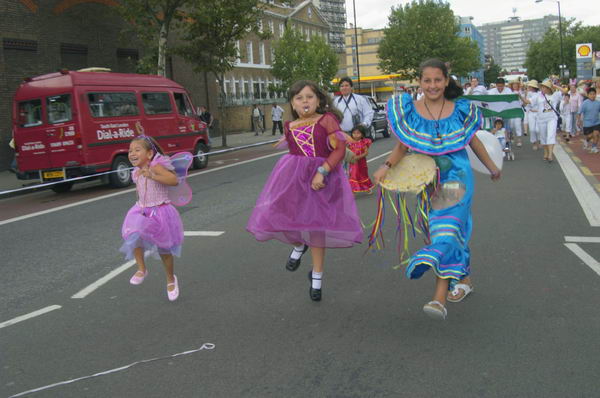 Picture © Peter Marshall, 2004