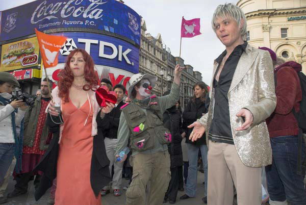 Operation Infinite Love, Reclaim Love 3 © Peter Marshall, 2006