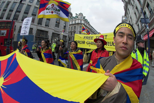 Tibet National Uprising Day March London © 2006, Peter Marshall