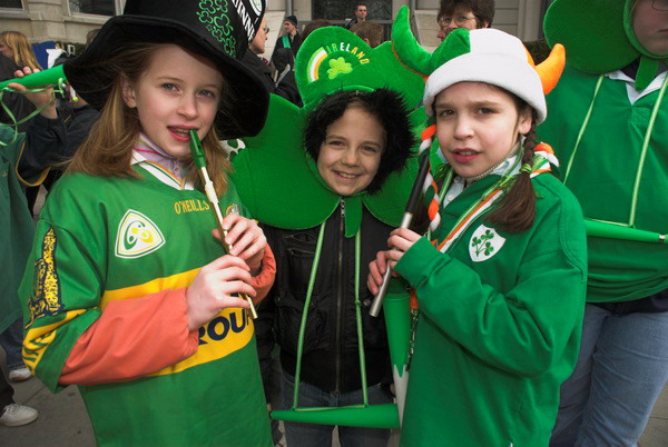 St Patrick's Day Parade, London © 2006, Peter Marshall