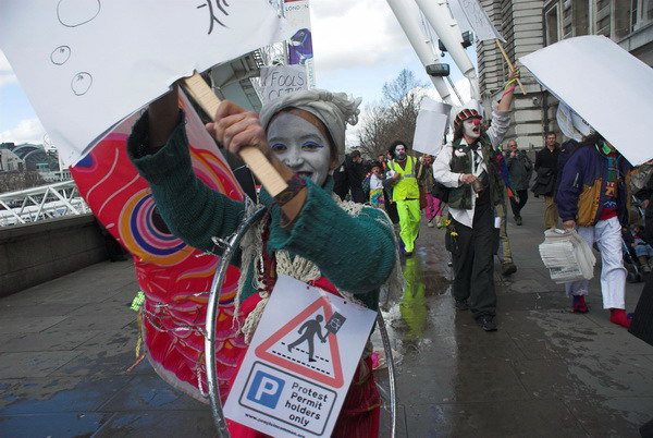 Fools Paradise Parade, London © 2006, Peter Marshall
