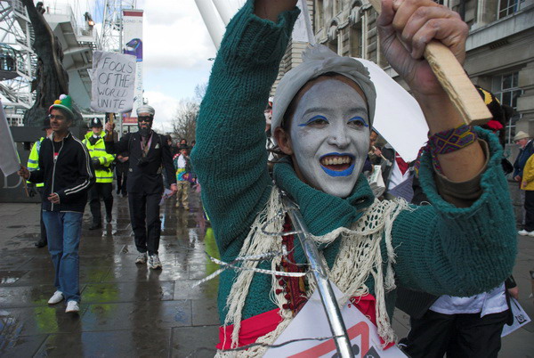Fools Paradise Parade, London © 2006, Peter Marshall