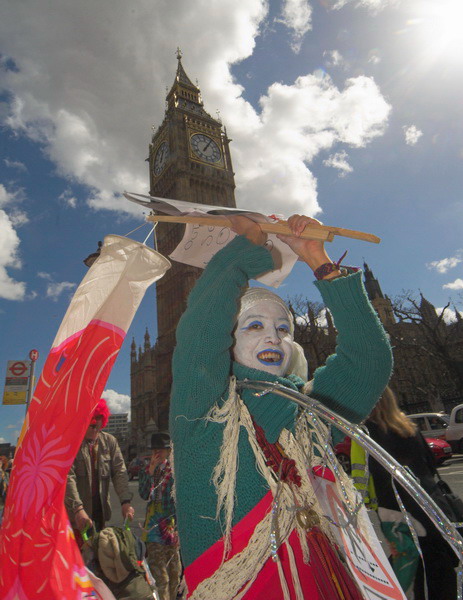 Fools Paradise Parade, London © 2006, Peter Marshall