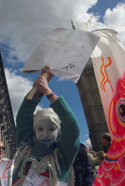 Fools Paradise Parade, London © 2006, Peter Marshall