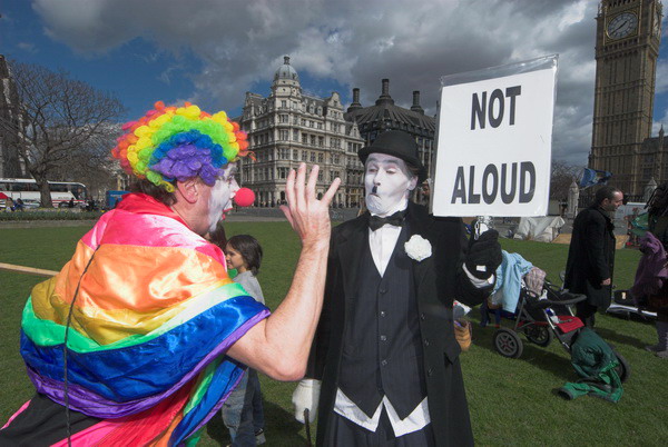 Fools Paradise Parade, London © 2006, Peter Marshall