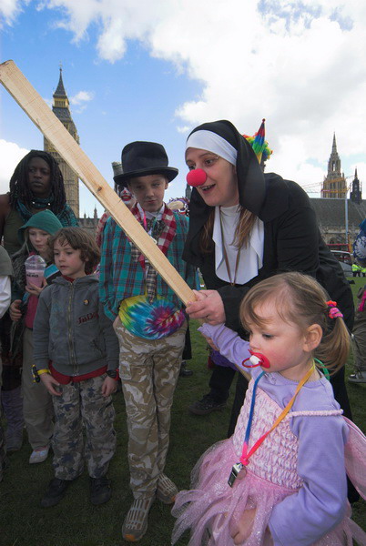 Fools Paradise Parade, London © 2006, Peter Marshall