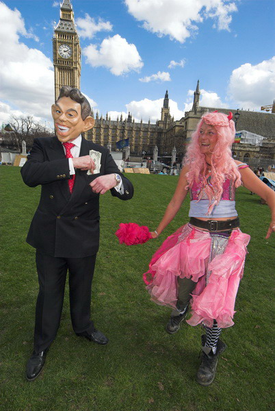 Fools Paradise Parade, London © 2006, Peter Marshall