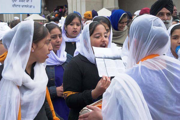 Vaisakhi in Southall © 2006, Peter Marshall