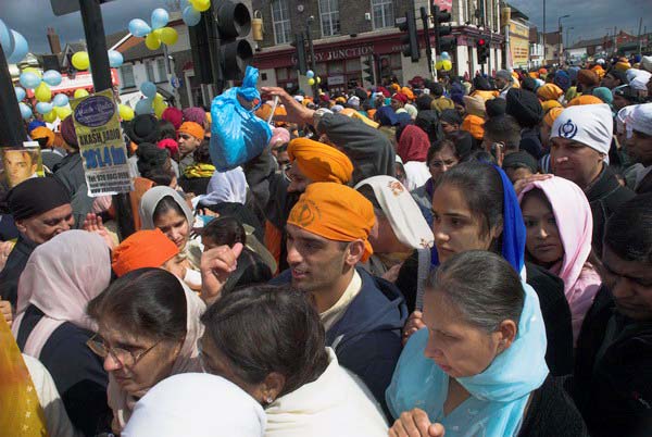 Vaisakhi in Southall © 2006, Peter Marshall