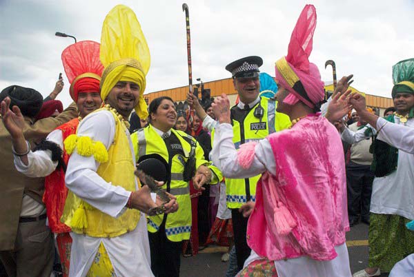 Vaisakhi in Southall © 2006, Peter Marshall