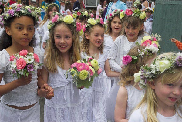 Brentham Centenary May Day Festivities © 2006, Peter Marshall