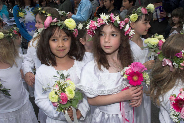 Brentham Centenary May Day Festivities © 2006, Peter Marshall