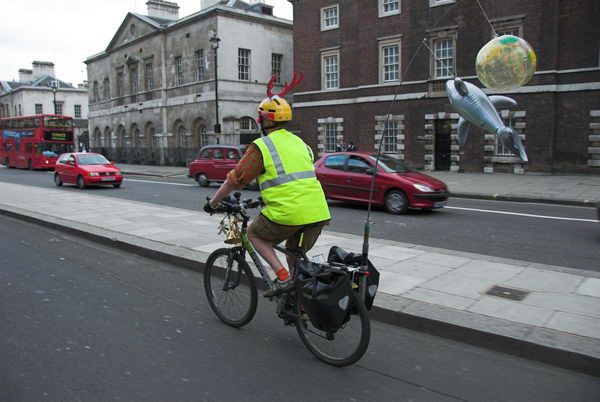 Critical Mass, London © 2006, Peter Marshall