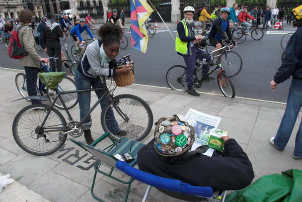 Critical Mass, London © 2006, Peter Marshall