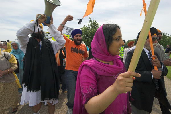 Sikh Remembrance March © 2006, Peter Marshall