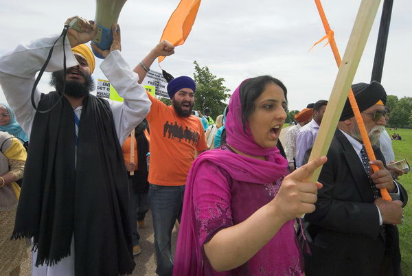 Sikh Remembrance March © 2006, Peter Marshall