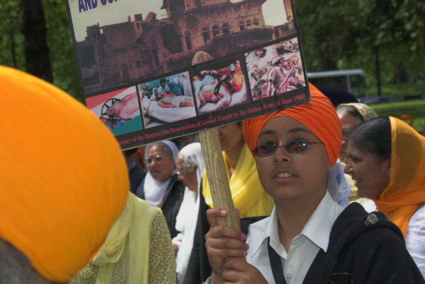 Sikh Remembrance March © 2006, Peter Marshall