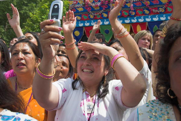 Hare Krishna: Rathayatra © 2006, Peter Marshall