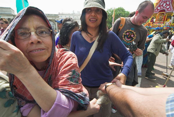 Hare Krishna: Rathayatra © 2006, Peter Marshall