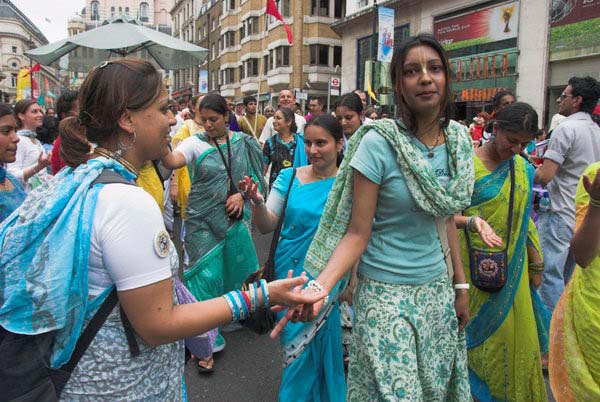 Hare Krishna: Rathayatra © 2006, Peter Marshall