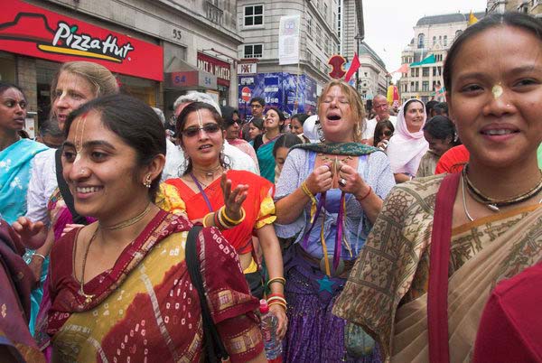 Hare Krishna: Rathayatra © 2006, Peter Marshall