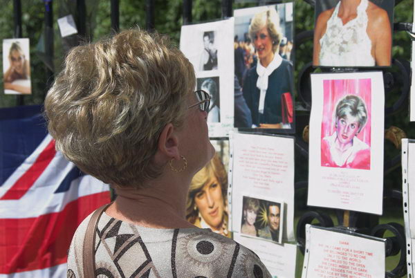 Princess Di, 9th Anniversary © Peter Marshall, 2006