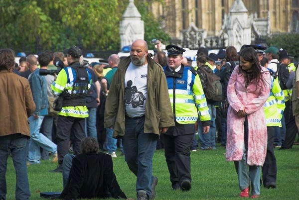 Sack Parliament © Peter Marshall, 2006