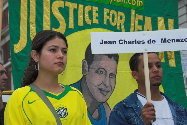 Protest Against Deaths in Custody © Peter Marshall, 2006